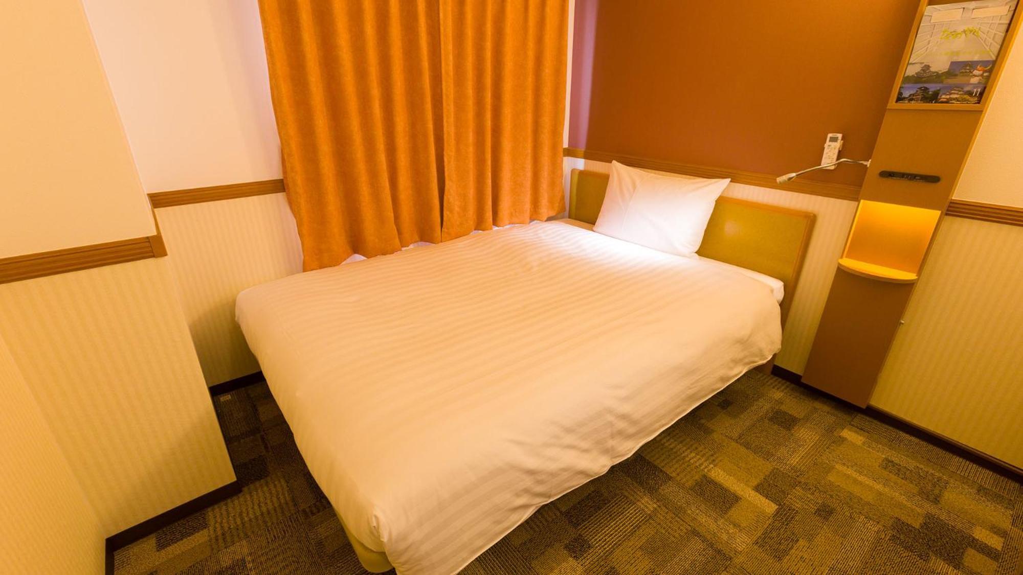 Toyoko Inn Kanazawa-Eki Higashi-Guchi Habitación foto