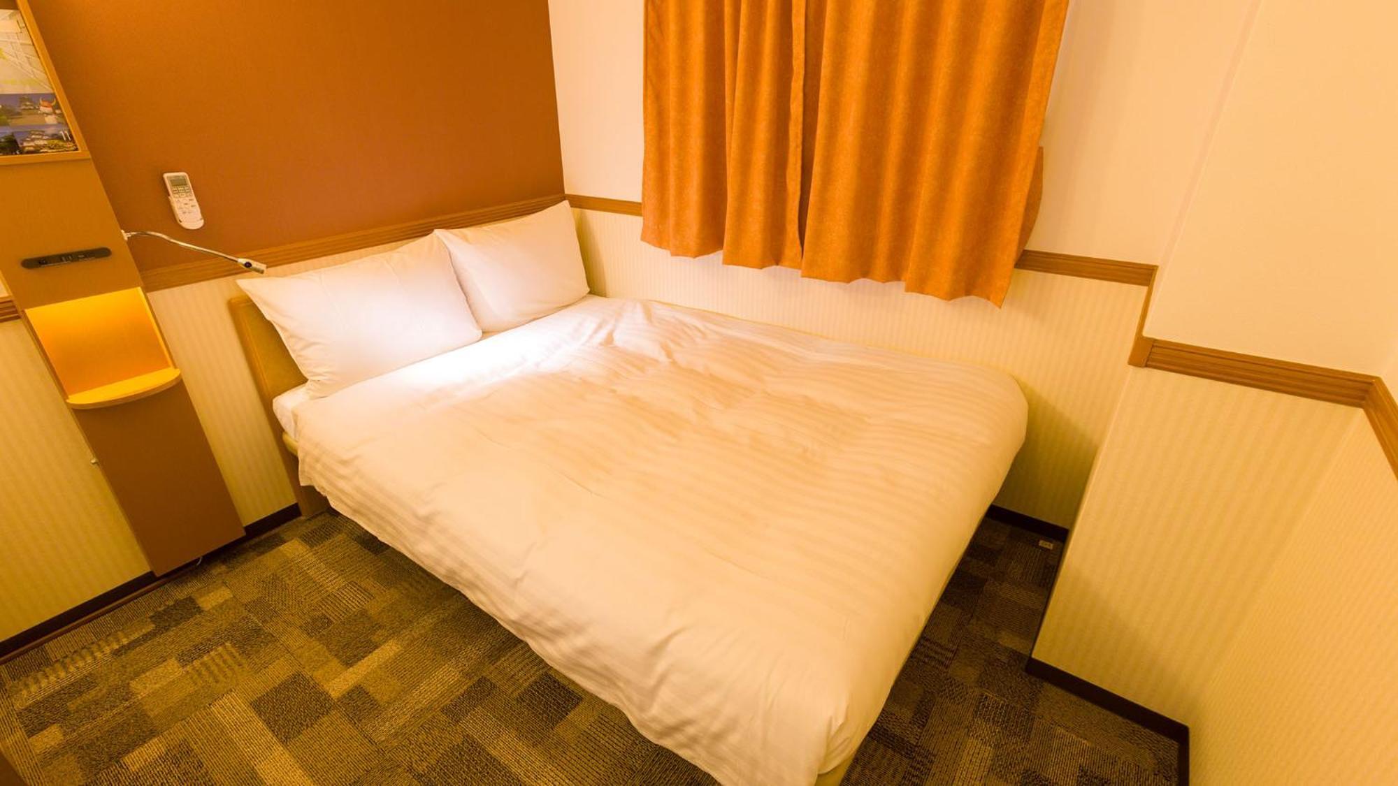 Toyoko Inn Kanazawa-Eki Higashi-Guchi Habitación foto