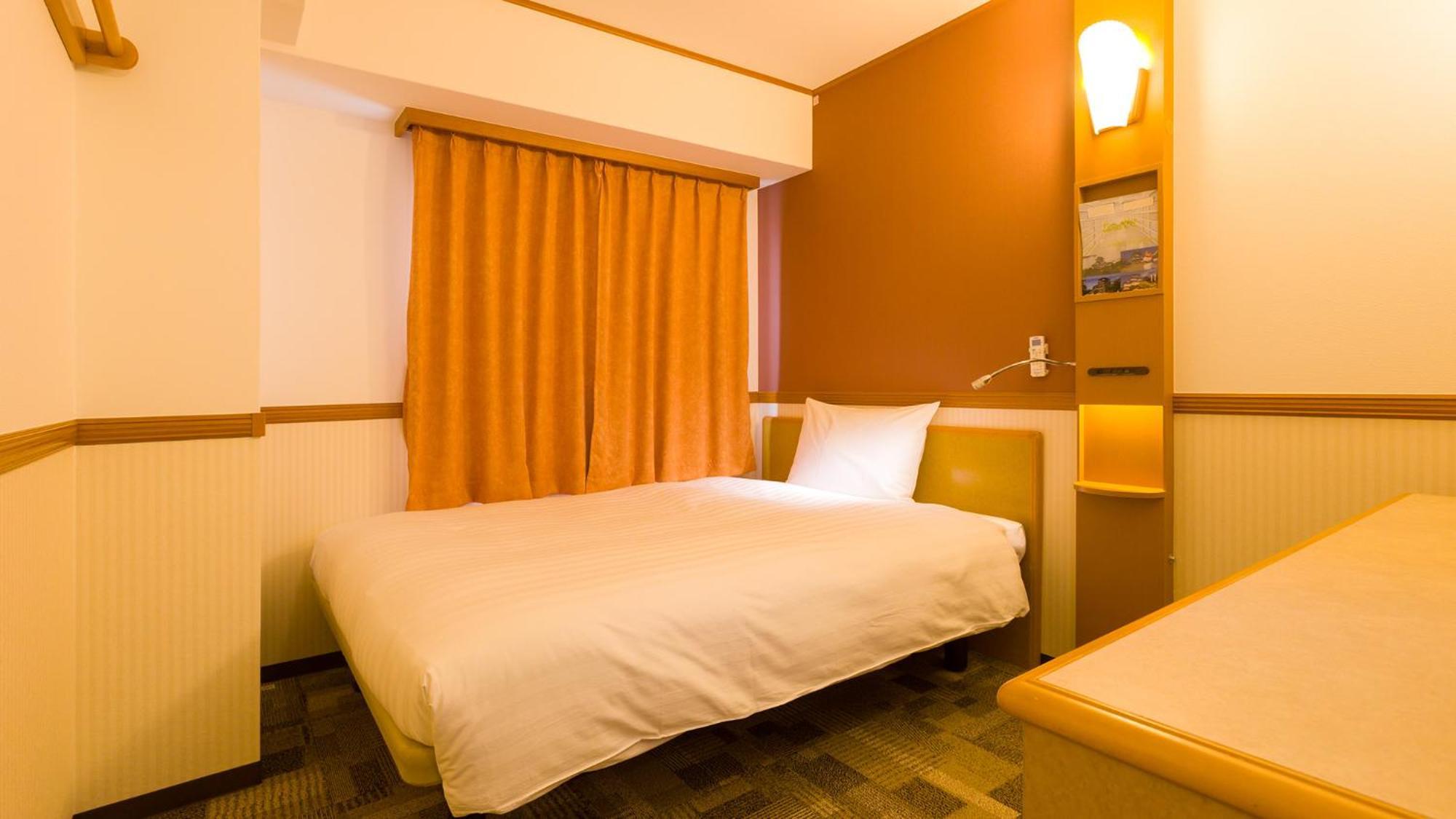 Toyoko Inn Kanazawa-Eki Higashi-Guchi Habitación foto
